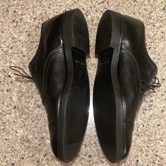 Men’s 9.5B Allen Edmonds Van Ness Black Leather Cap Toe Oxford - Picture 9 of 13